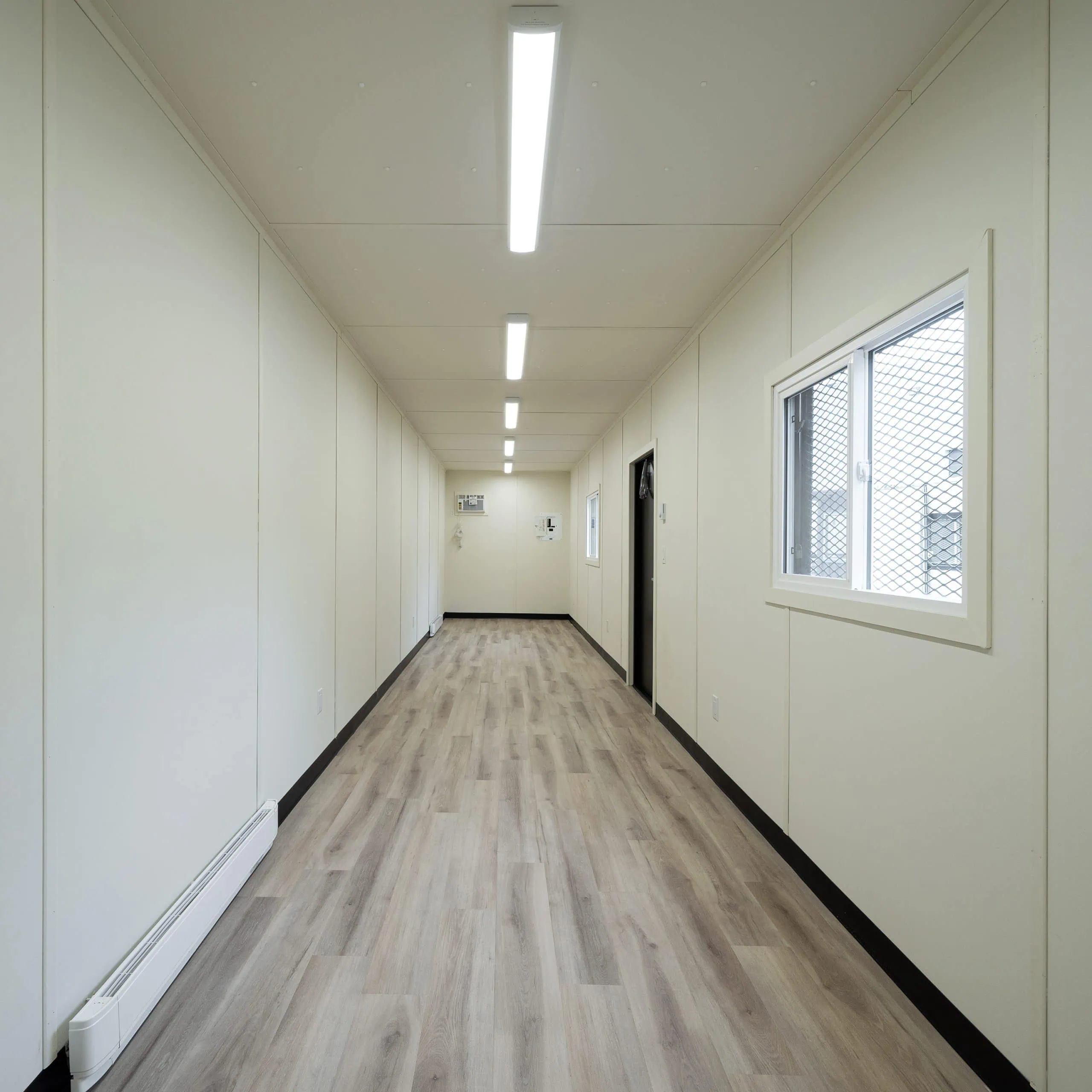 40’HC Office Container – Vinyl Drywall Finished - Image 5